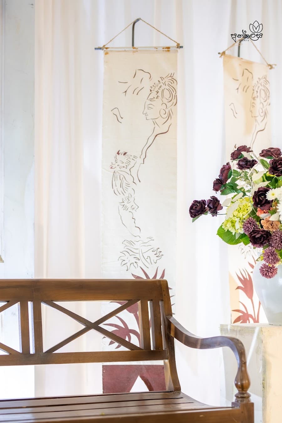 Traditional Décor